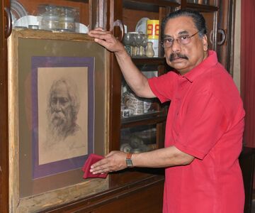 with Portrait of Tagore. Hemen Majumder.  March 2023.